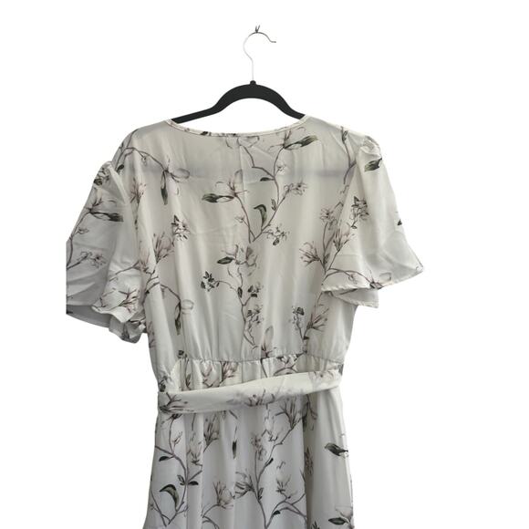NWT Bloomchic Womens 14-16 Ivory Floral Faux Wrap Midi Dress Tie Belt Flutter - Picture 13 of 13